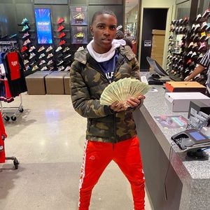 Meet your Posher, Dell